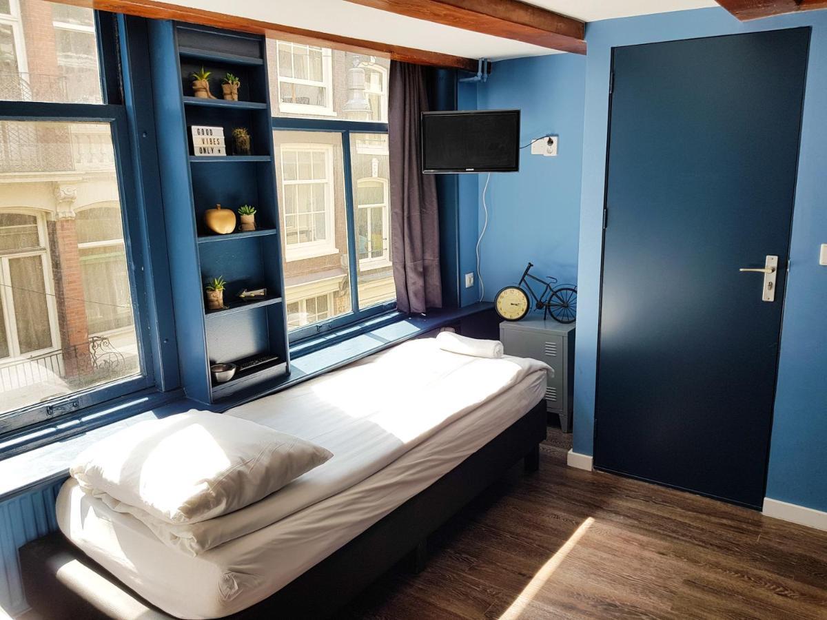 Urban Vibes Guesthouse Amsterdam Exterior photo